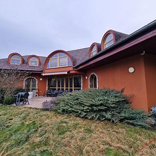 Prodej rodinného domu 590 m&sup2; Ohrobec