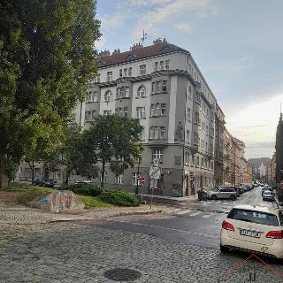 Pronájem skladu 18 m² Praha, Jindřicha Plachty