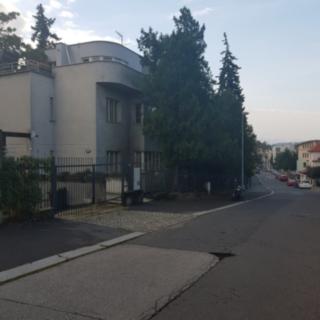 Pronájem bytu 2+1 61 m² Praha
