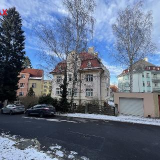 Prodej bytu 2+1 60 m² Karlovy Vary, Šumavská