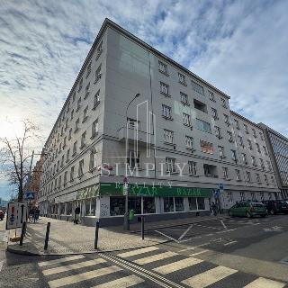 Prodej bytu 2+kk 55 m² Praha, Přístavní