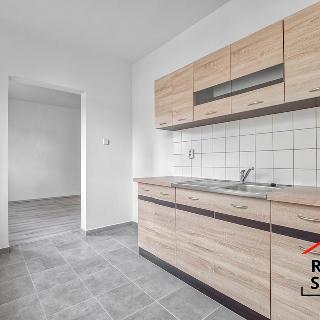 Pronájem bytu 2+1 55 m² Karviná, Nedbalova