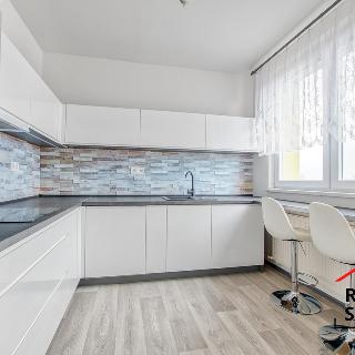 Pronájem bytu 3+1 62 m² Ostrava, Jaromíra Matuška