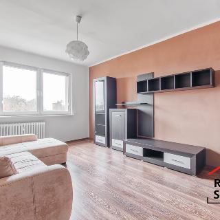 Pronájem bytu 2+1 54 m² Karviná, tř. Těreškovové