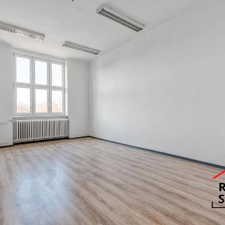 Pronájem kanceláře 23 m² Karviná, Poštovní