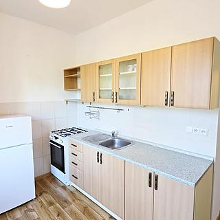 Pronájem bytu 2+1 51 m&sup2; Český Těšín