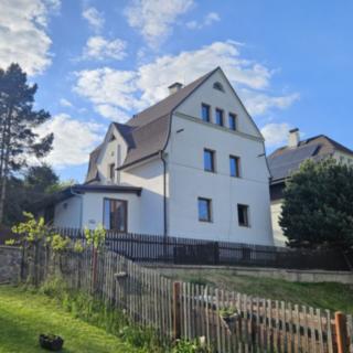 Prodej rodinného domu 250 m² Velké Březno, Mlýnská