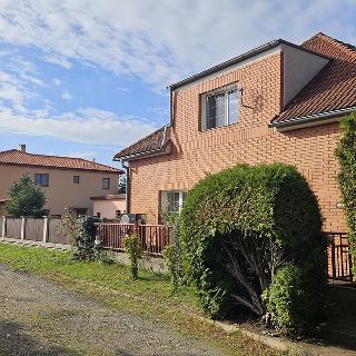 Prodej rodinného domu 225 m² Tišice, U trati