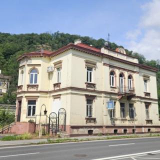 Prodej rodinného domu 800 m&sup2; Ústí nad Labem