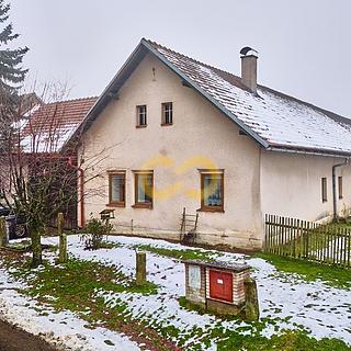 Prodej rodinného domu 320 m&sup2; Jilem