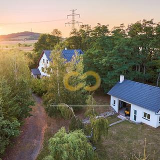 Prodej rodinného domu 288 m&sup2; Dobev