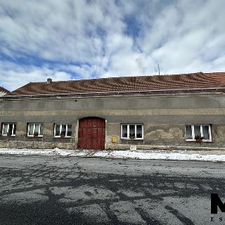 Prodej rodinného domu 541 m² Nová Bystřice, Švermova