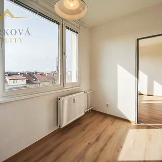 Pronájem bytu 3+1 86 m&sup2; České Budějovice