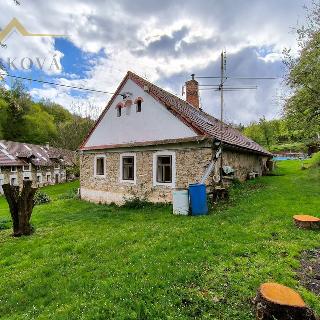 Pronájem rodinného domu 198 m² Krásná Hora nad Vltavou