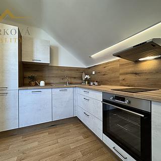 Prodej bytu 2+kk 58 m&sup2; Čížkrajice