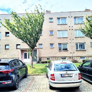 Prodej bytu 2+1 73 m² Hrobčice, 