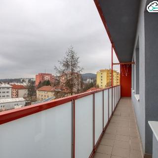 Prodej bytu 4+1 75 m² Rožnov pod Radhoštěm, 1. máje