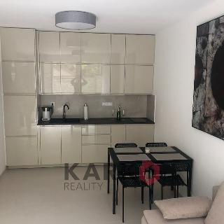 Pronájem bytu 2+kk 52 m² Praha, Krakovská