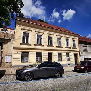 Prodej rodinného domu 323 m&sup2; Jihlava