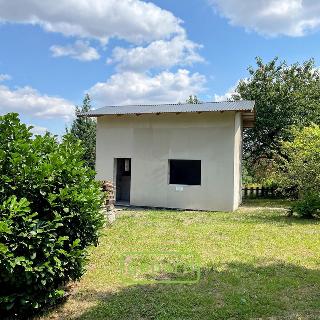 Prodej zahrady 419 m² Slaný