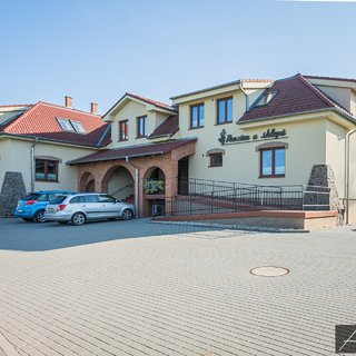 Prodej hotelu a penzionu 928 m² Hovorany, 