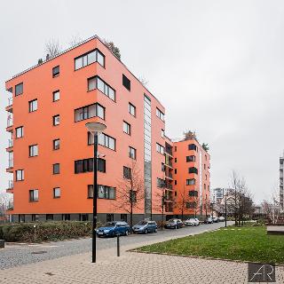 Pronájem bytu 2+kk 55 m² Praha, V přístavu