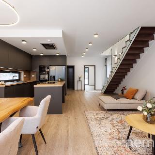 Prodej rodinného domu 165 m² Praha, Ježovická