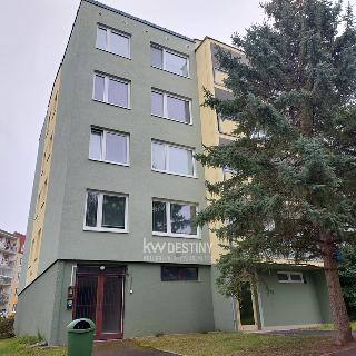 Pronájem bytu 3+1 67 m² Teplice, Doubravická