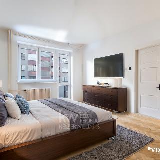 Prodej bytu 3+1 73 m² Praha, Pod školou