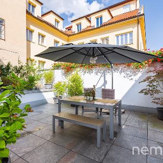 Prodej rodinného domu 410 m² Praha, Mostecká