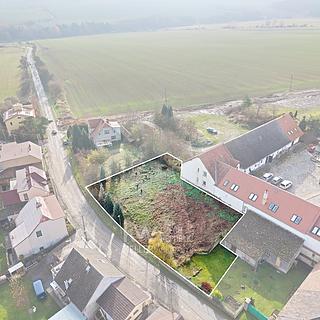 Prodej stavební parcely 1020 m&sup2; Lhota