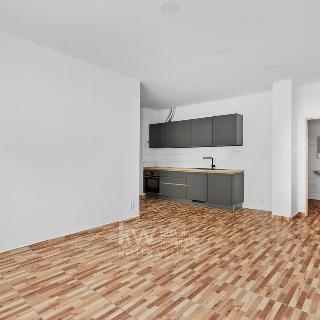 Pronájem bytu 2+kk 62 m² Jablonec nad Nisou, Perlová