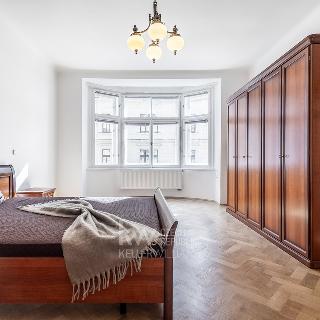 Pronájem bytu 4+1 113 m² Praha