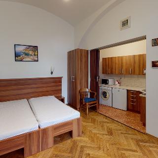 Pronájem bytu 1+kk a garsoniéry 33 m² Praha, Krakovská