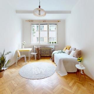 Pronájem bytu 1+kk a garsoniéry 31 m² Praha, Kouřimská