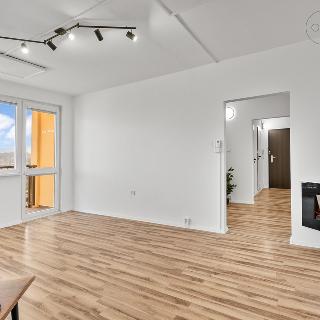 Prodej bytu 5+1 a více 86 m² Liberec, Vackova