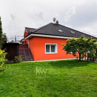 Pronájem bytu 3+kk 90 m² Nučice, Na Výhledech