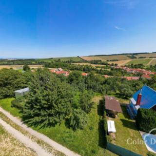 Prodej stavební parcely 593 m&sup2; Moravské Málkovice