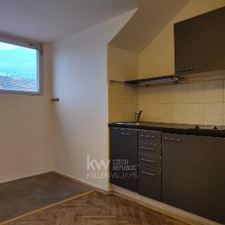 Pronájem bytu 2+kk 52 m² Praha, Šumavská