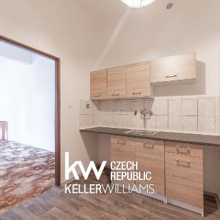 Pronájem bytu 2+kk 46 m² Králův Dvůr