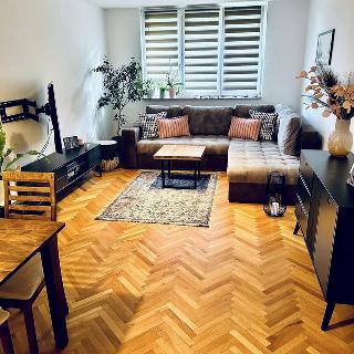 Pronájem bytu 2+1 53 m² Český Krumlov, Vyšehrad