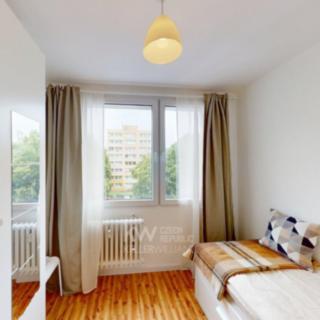 Pronájem bytu 2+kk 25 m² Praha Prosek, Lovosická