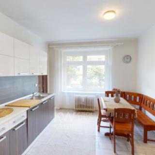 Pronájem bytu 2+1 75 m² Praha