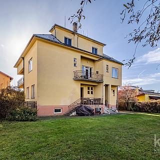 Prodej rodinného domu 500 m² Planá nad Lužnicí