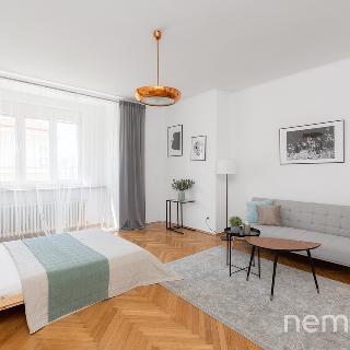 Pronájem bytu 1+1 56 m² Praha, Baranova