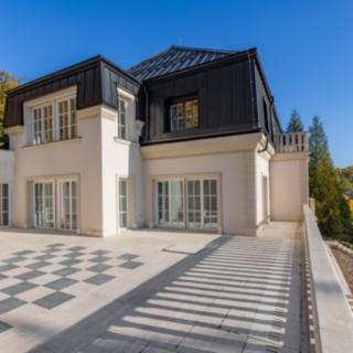 Prodej vily 1277 m² Černošice