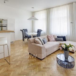 Pronájem bytu 3+kk 100 m² Praha, Holečkova