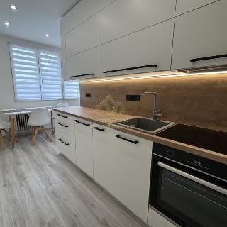 Pronájem bytu 2+1 66 m² Dýšina, K Chlumu