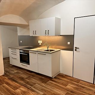 Pronájem bytu 2+kk 35 m&sup2; Rokycany