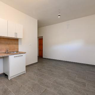 Pronájem bytu 2+kk 35 m² Železná Ruda, 